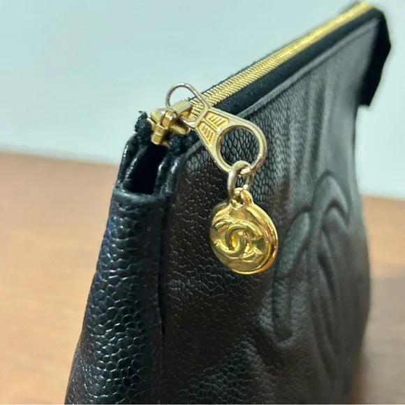 Chanel Caviar Timeless CC Cosmetic Pouch Black - Picture 5 of 10